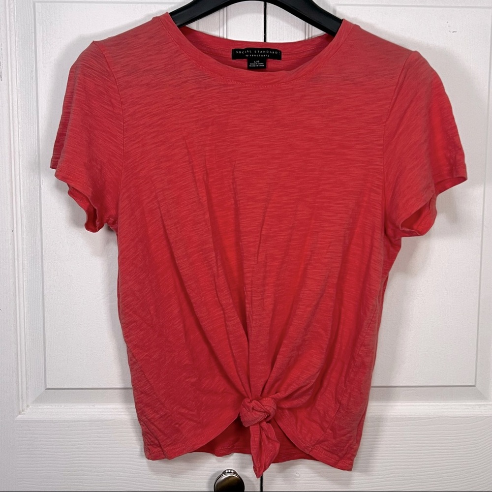 Social Standard by Sanctuary Coral Knot Front Top